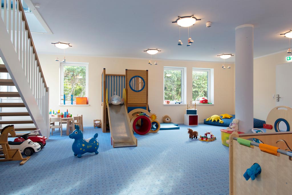 Indoor-Spielbereich für Babys und Kleinkinder im Familienhotel Deichkrone an der Nordsee