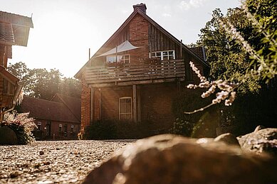 Hausansicht Landhaus Averbeck in der Lüneburger Heide.