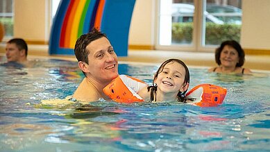 Lerne schwimmen im Schwimmkurs vom Borchards Rookhus.