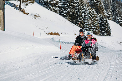 Vorarlberg im Winter: Herrliche Rodelbahnen erwarten euch in Bezau.