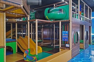 Indoor Softplayanlage des Familienhotels Seeklause an der Ostsee.