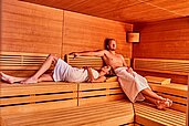 Sauna mit Ambientebeleuchtung im Familienhotel Aigo welcome family in Oberösterreich