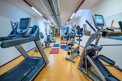 Der Fitnessraum im Familienhotel Zauchenseehof im Salzburger Land