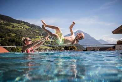 Im Familienhotel Tirol: Spaß, Entspannung und Genuss für die ganze Familie