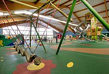 Familienhotel Sonnenhügel in der Rhön besitzt einen wunderschönen Indoor-Spielplatz.